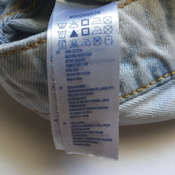 🍩Forever21 Acid Washed Distressed Denim Shorts - Picture 4 of 5